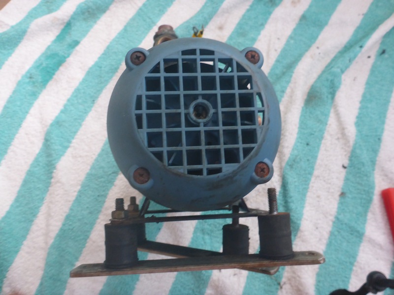  Amel Super Maramu 2000 AMFA 66 B REYA Fresh water pump 