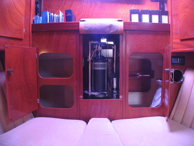  Amel Super Maramu 2000 Forward Cabin 