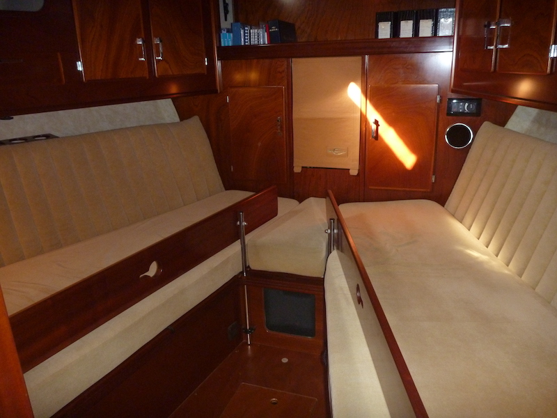  Amel Super Maramu 2000 Forward Cabin 